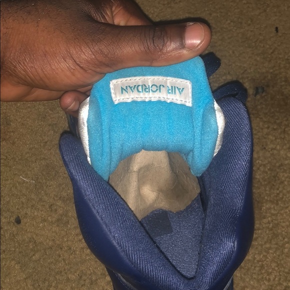 Air Jordan 5 (Pre-Grape) - Picture 3 of 4